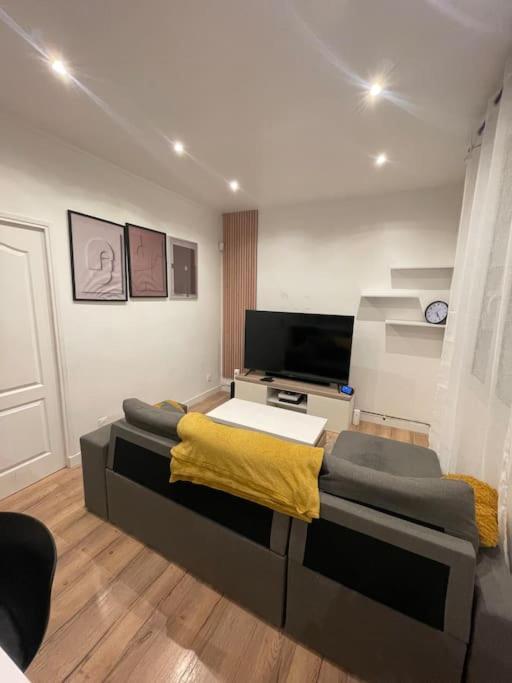 Charmant Appartement Americain Saint-Denis  Exterior photo